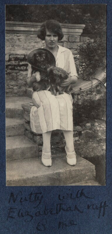 'nutty with elizabethan ruff and me' (julian vinogradoff (née morrell)) npg ax141494