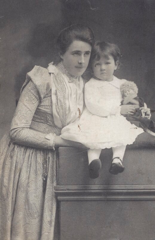 Mary berenson (née smith); ray strachey npg ax160659