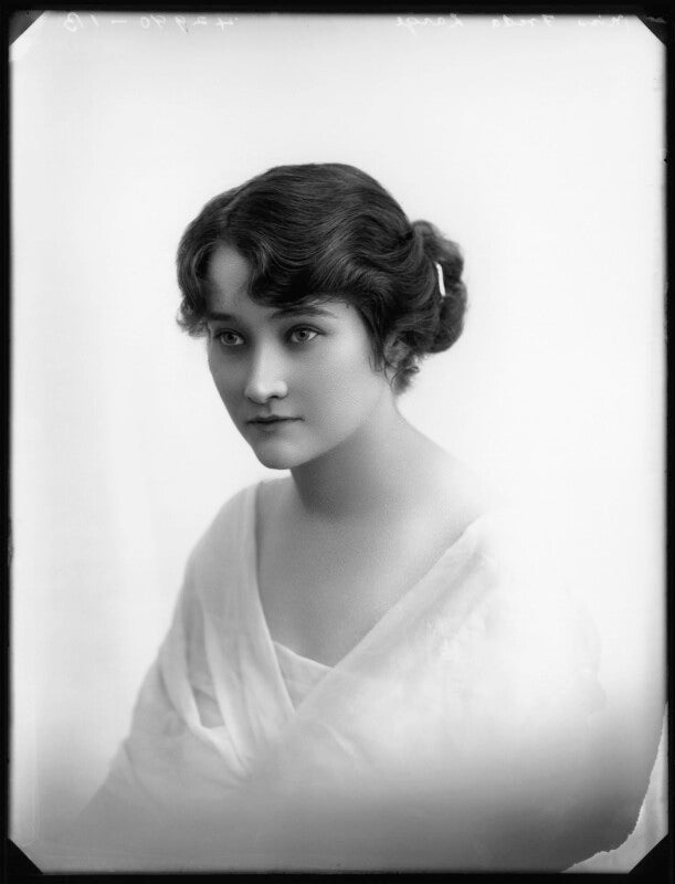 Freda large npg x102522