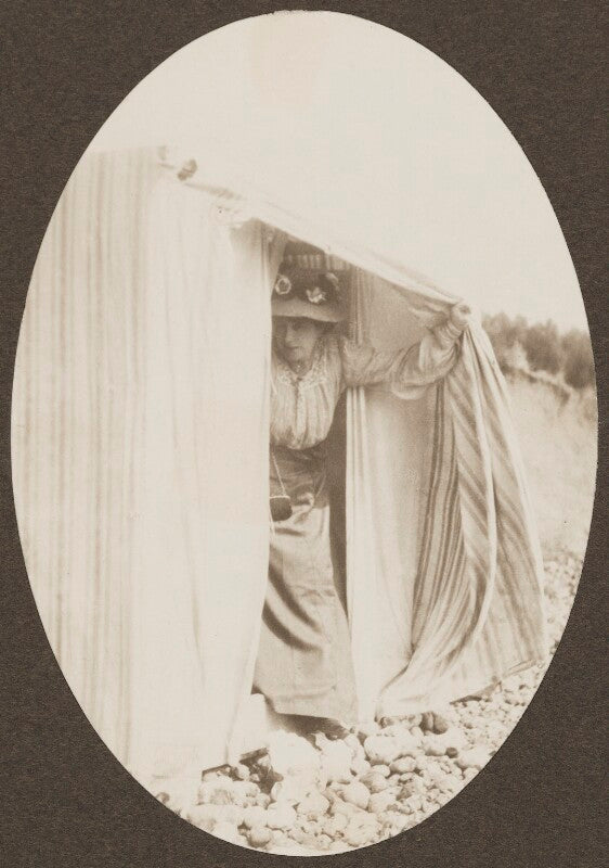 Sylvia jocelyn llewelyn davies (née du maurier) npg ax45630