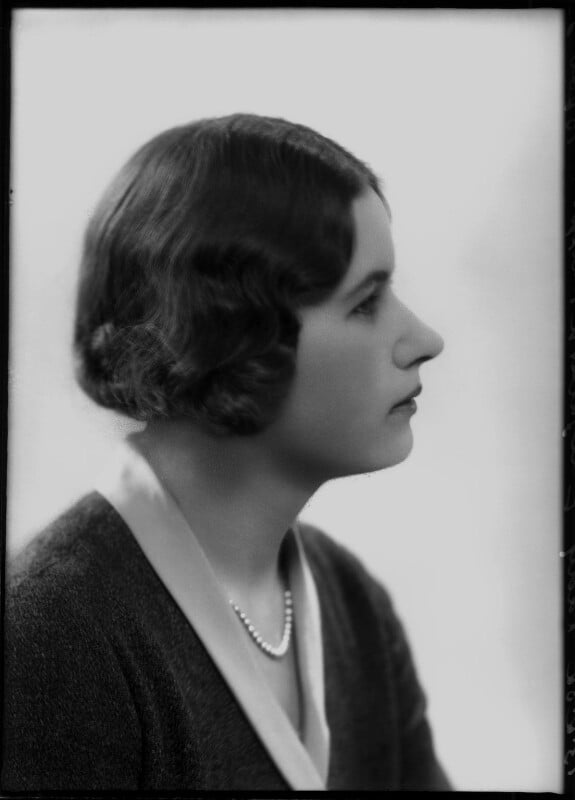 Lady gertrude elizabeth davis (née phipps) npg x153606