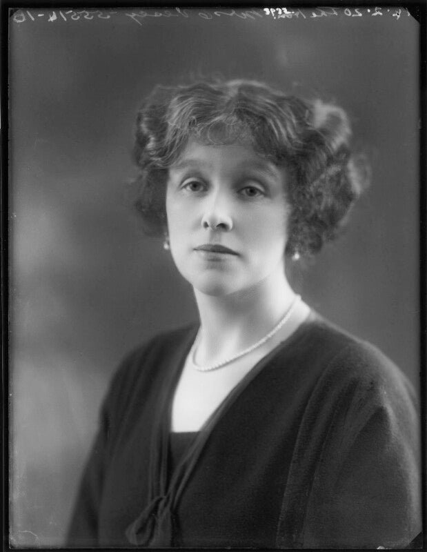 Hon. dorothy vesey (née strachen) npg x120186