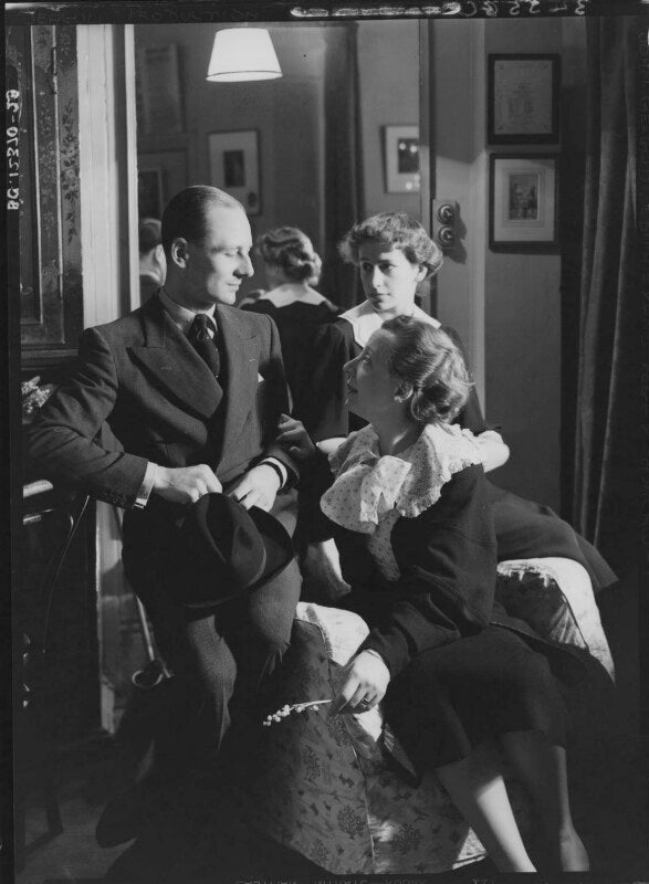 John gielgud; dame edith evans (dame edith mary booth); dame peggy ashcroft in 'the seagull' npg x14517