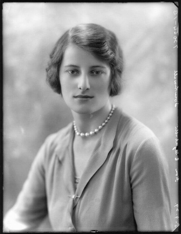 Hon. elizabeth katherine mary cameron (née southwell) npg x124742