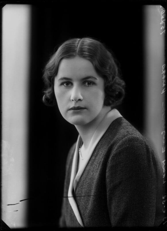 Lady gertrude elizabeth davis (née phipps) npg x153604