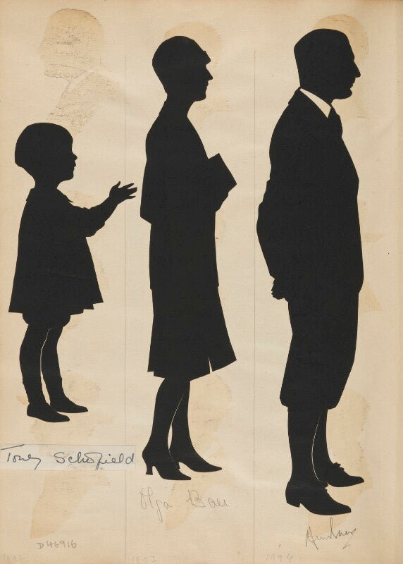 Tourists on the west pier, brighton npg d46916