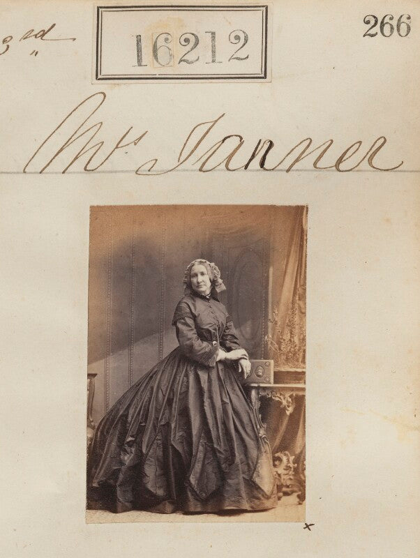 Mrs tanner npg ax64131