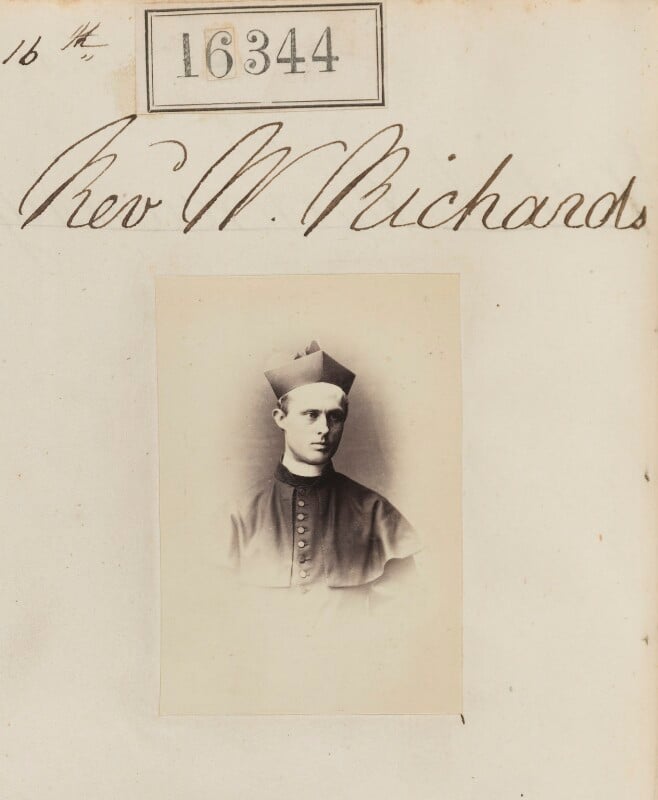 Reverend w. richard npg ax64258