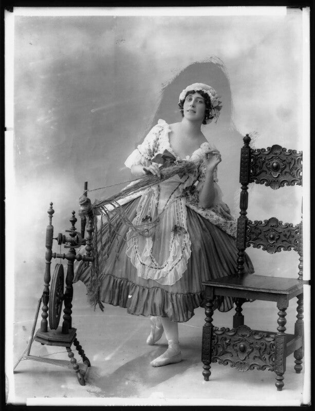 Lydia kyasht npg x80350