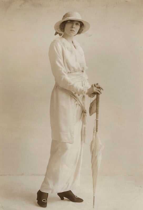 Gertrude glyn npg x85703