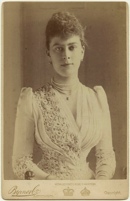 Queen mary npg x3808