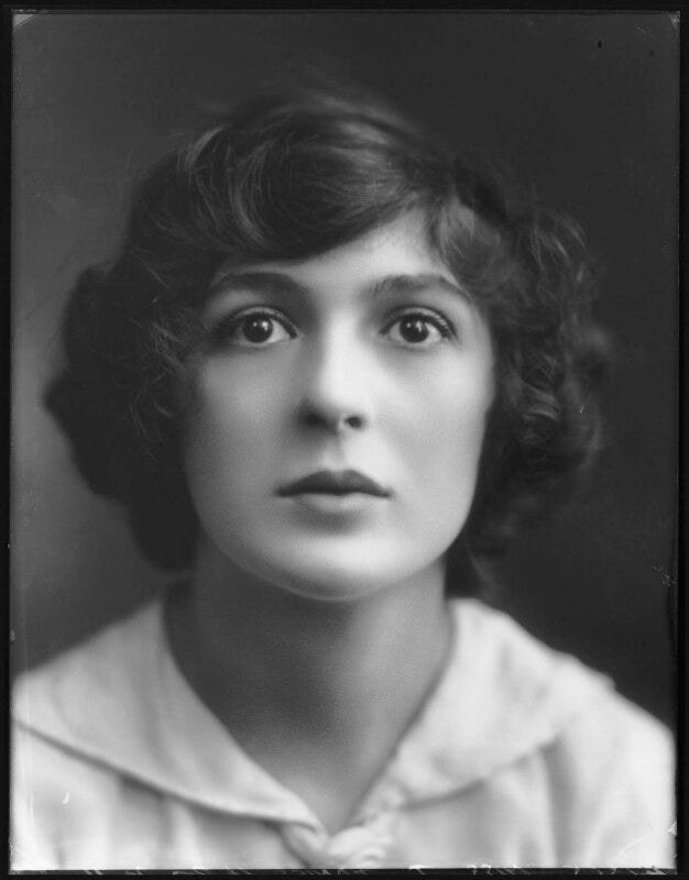 Julia james npg x102214