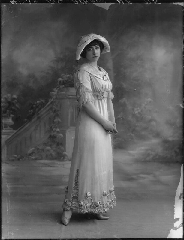 Yvonne arnaud npg x33370