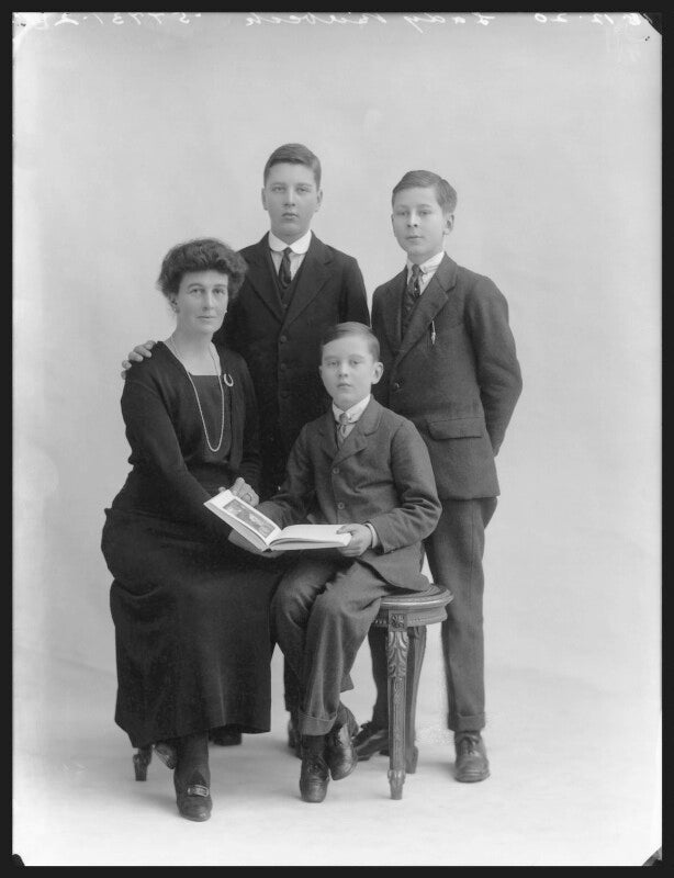 Mabel (née shaw), lady birkbeck and family npg x36670