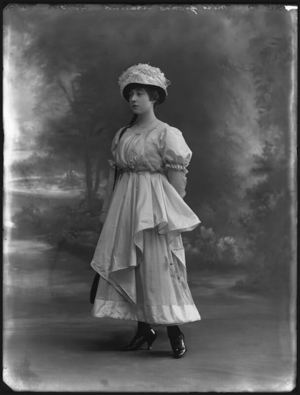 Yvonne arnaud npg x16569