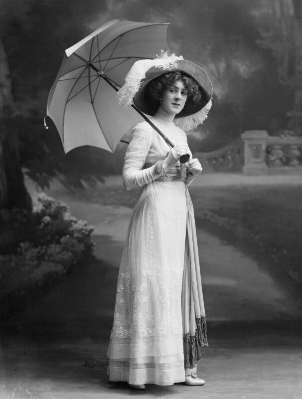 Dame (esmerelda) cicely courtneidge npg x19182