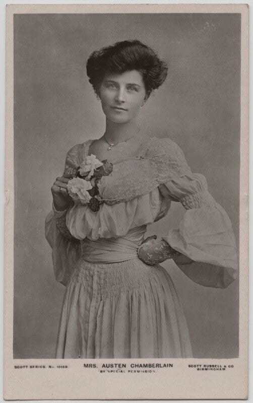 Ivy muriel (née dundas), lady chamberlain npg x197755