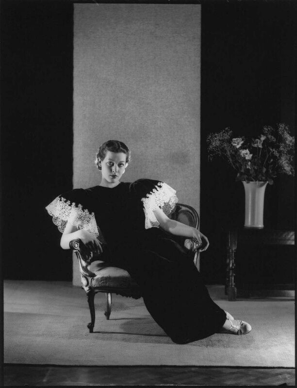 Model for 'baroque fashions' npg x81286