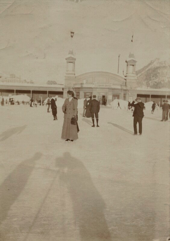 Hon. iris elizabeth freeman mitford npg x27951