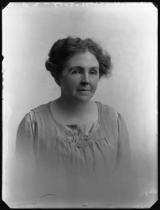 Dame margaret lloyd george (née owen) npg x30243