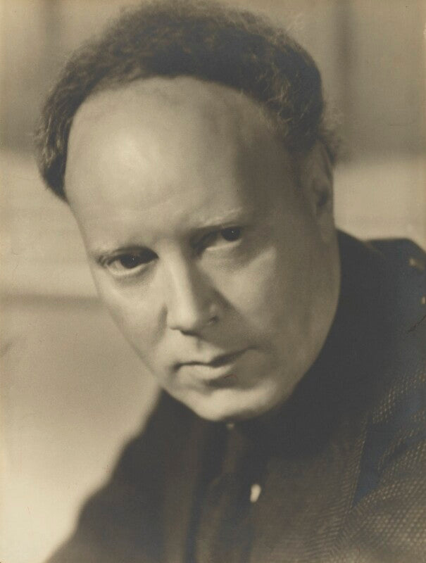 Clive bell npg p363(1)