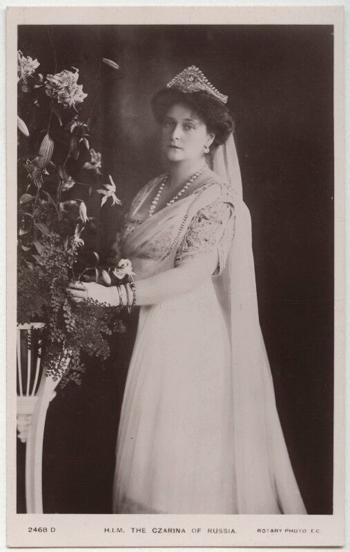 Alexandra, empress of russia (née princess alix of hesse and by rhine) npg x131648