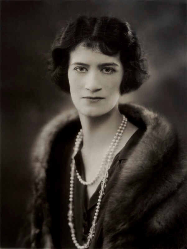 Vicomtesse beatrice buckingham de sibour (née selfridge) npg x84765