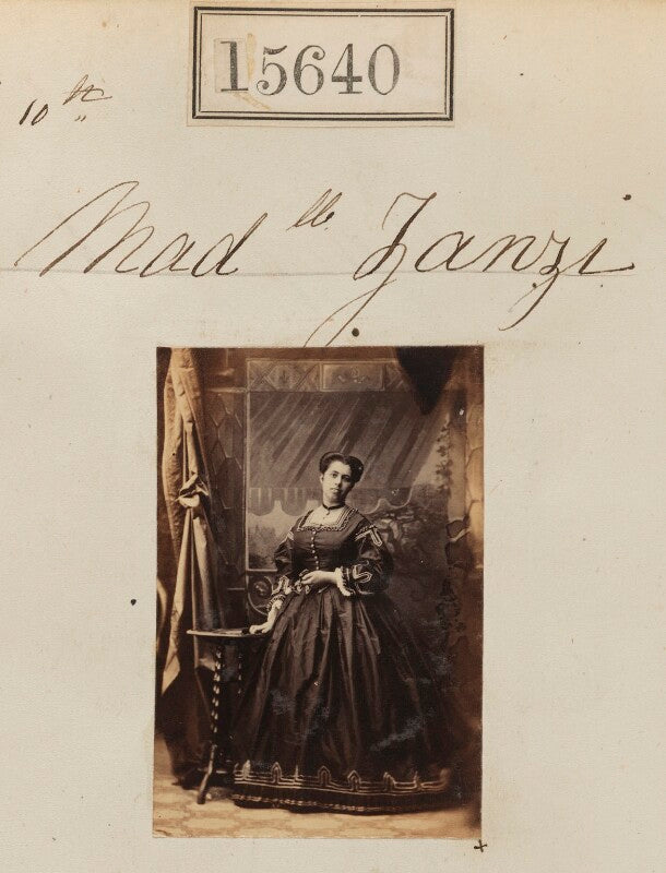 Mlle zanzi npg ax63572