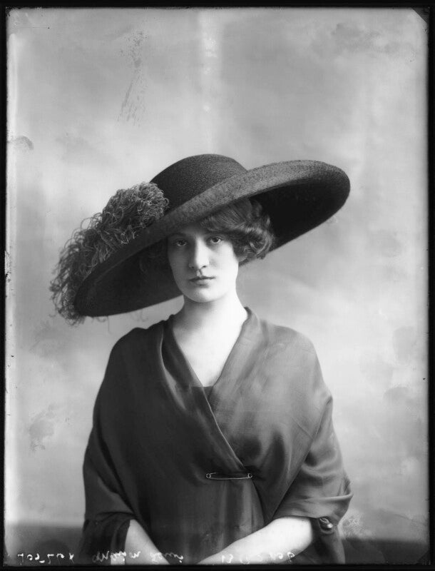 Maison lewis npg x104185