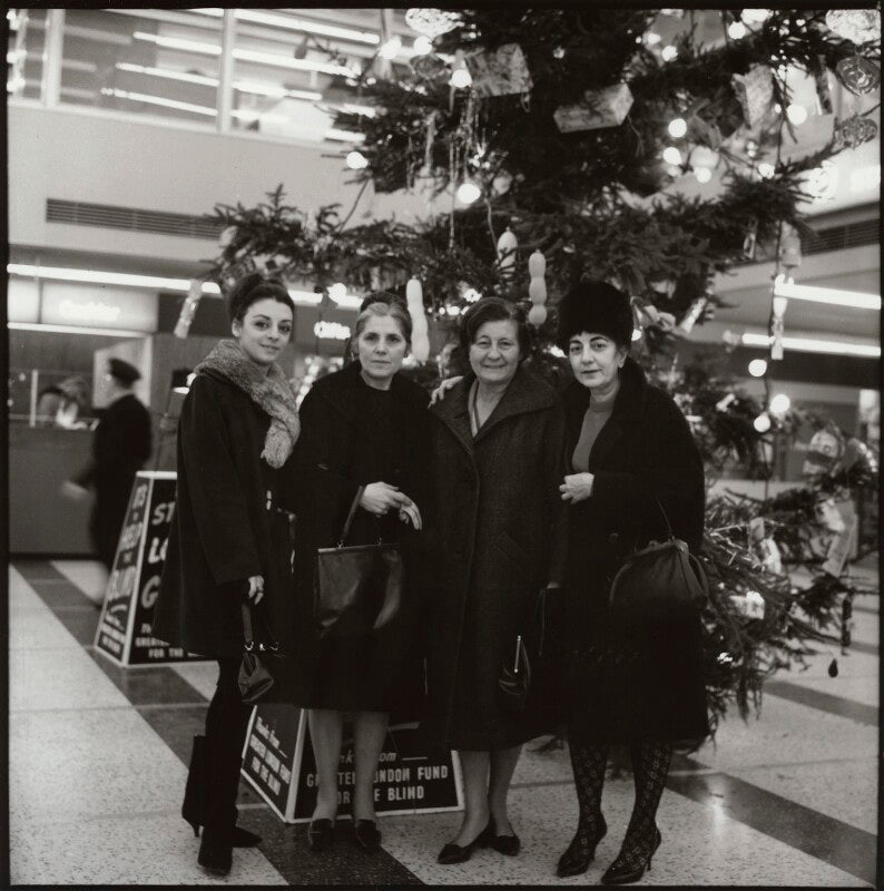 Ida kar with salvation army friends npg x134486