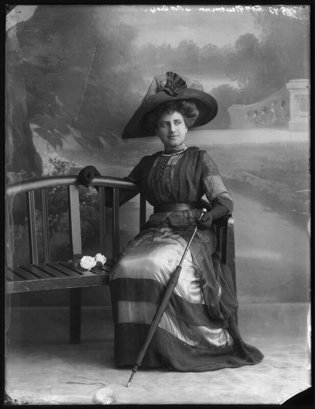 Anna allegra (née hakim), lady neumann npg x103520