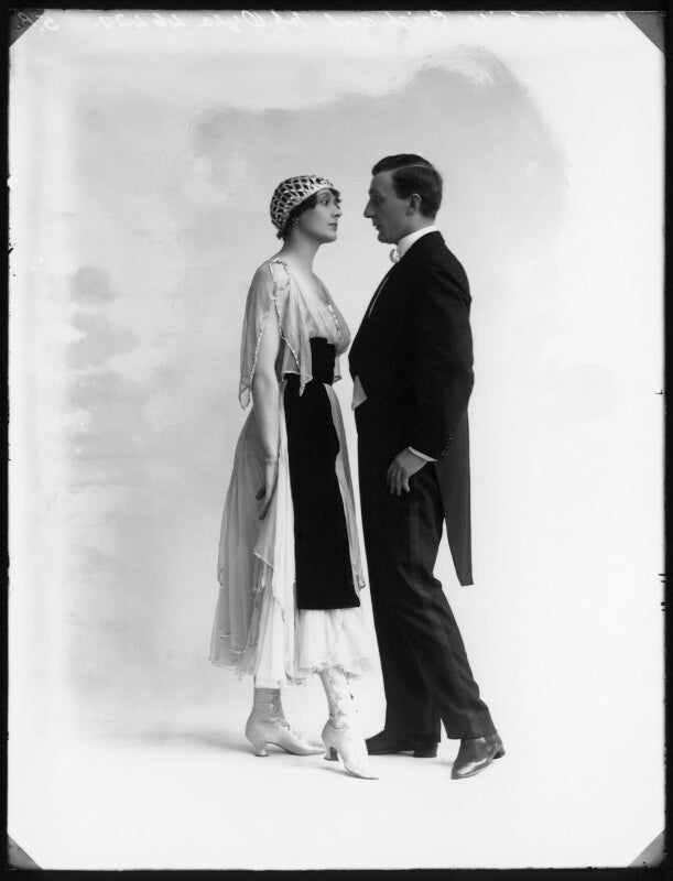 Dorma leigh (née dorothy mabel woodley) and jan oyra in 'tina' npg x102604