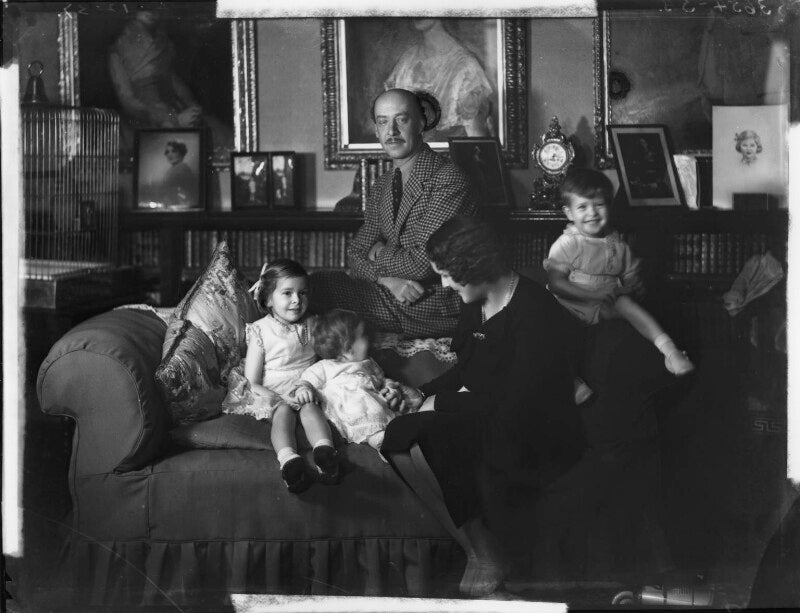 The leighton family npg x37191