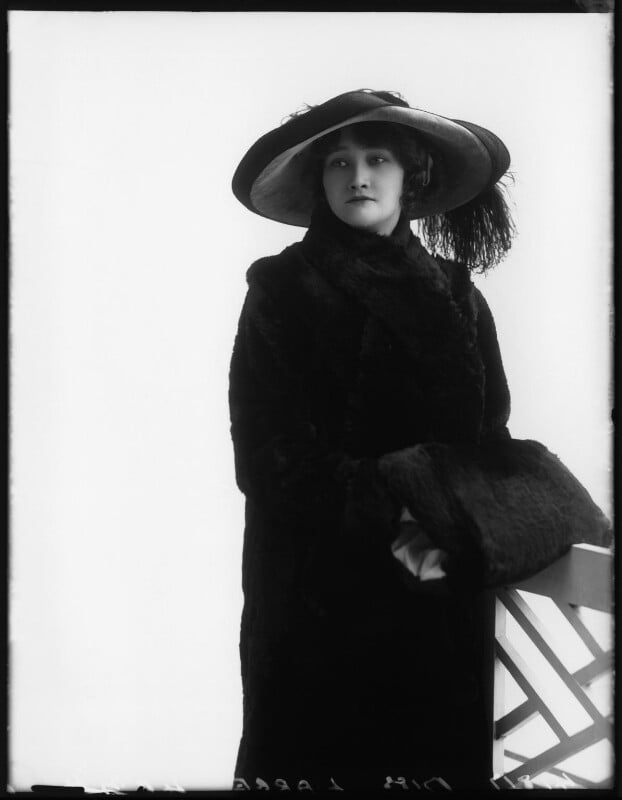 Freda large npg x102521