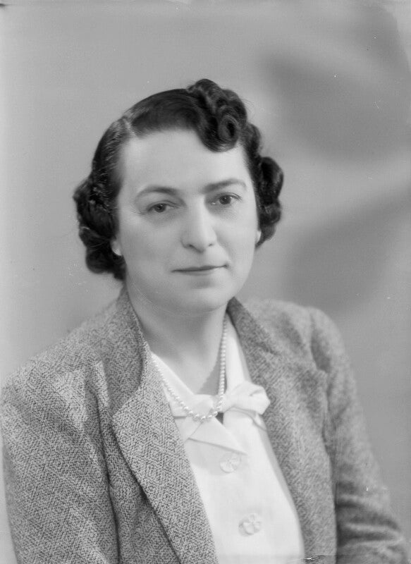 Doreen esther (née klean), lady gluckstein npg x177642