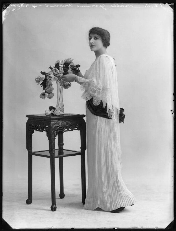 Yvonne mirval npg x102538