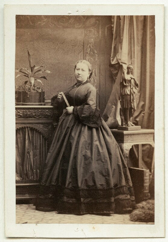 Maria (née dunn), duchess de stacpoole npg ax46808