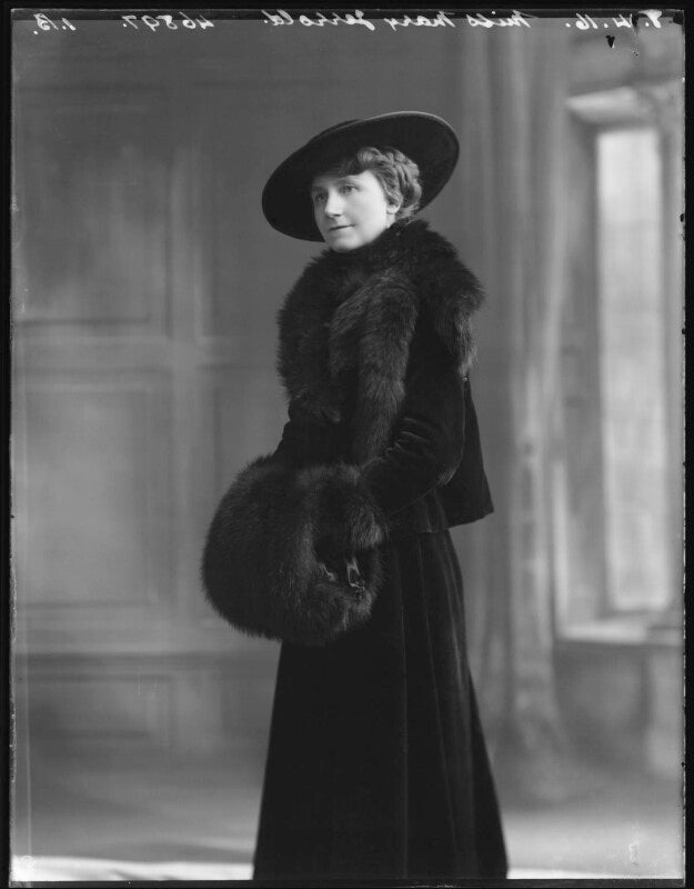 Mary jerrold as lady beaconsfield in 'disraeli' npg x101557