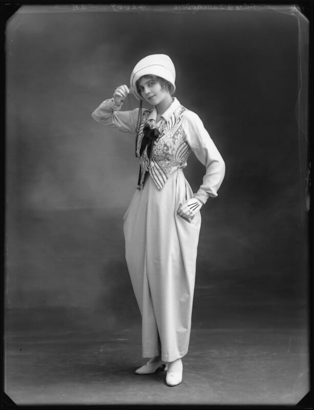 Gertrude laarhoven npg x104102