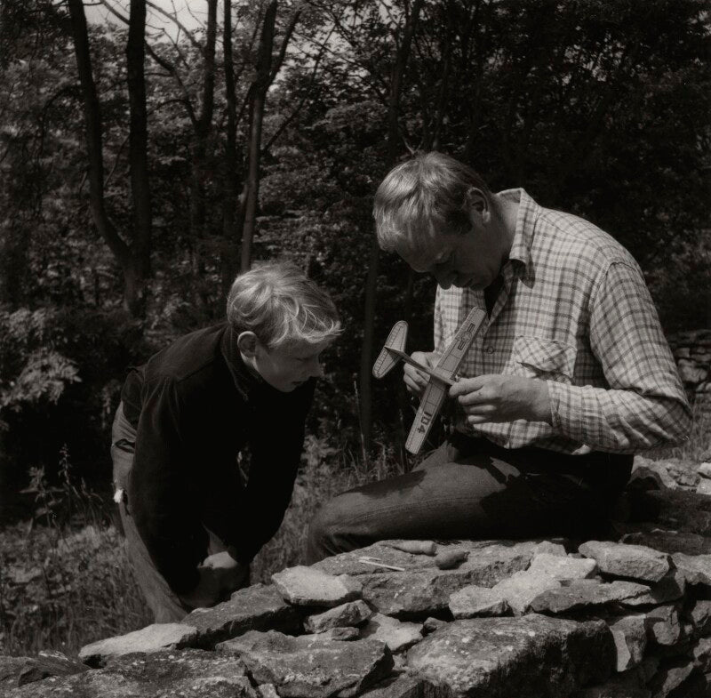 Simon chadwick; lynn chadwick npg x200177