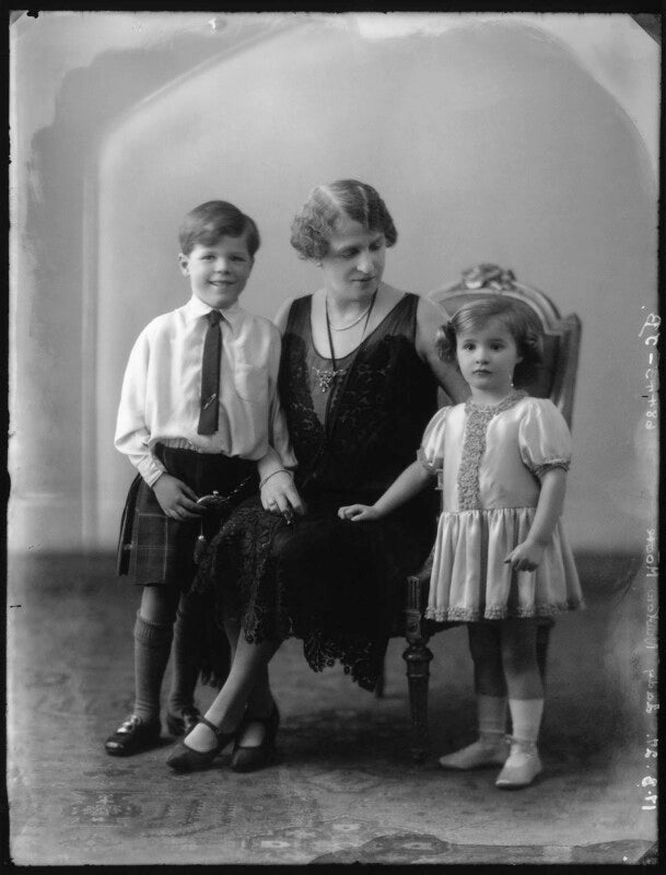 Isabella (née lowrie), lady moore with her grandchildren npg x123854