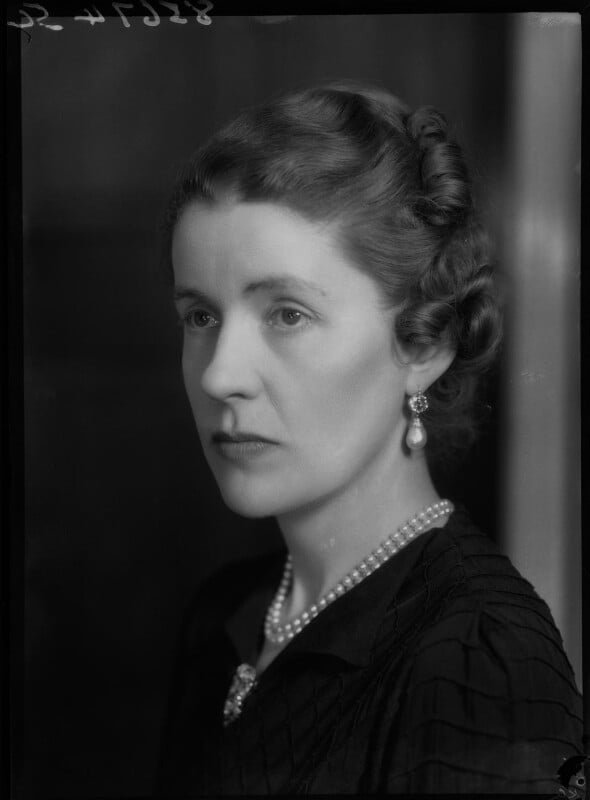 Cynthia, countess spencer npg x27009