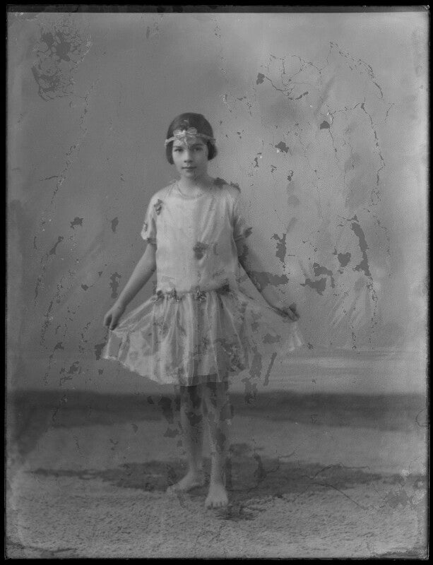 Lady irene violet freesia janet augusta astor of hever (née haig) npg x158660