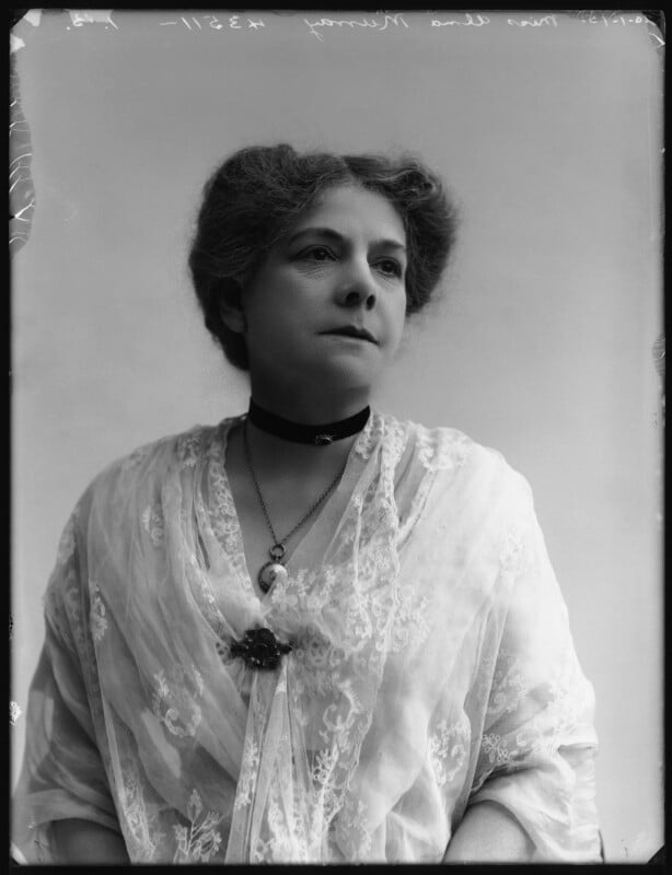 Alma murray as baroness de lisle in 'kings and queens' npg x80477