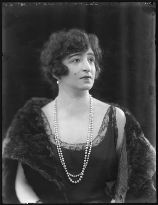 Mimi (née ettlinger), lady ronald npg x121258