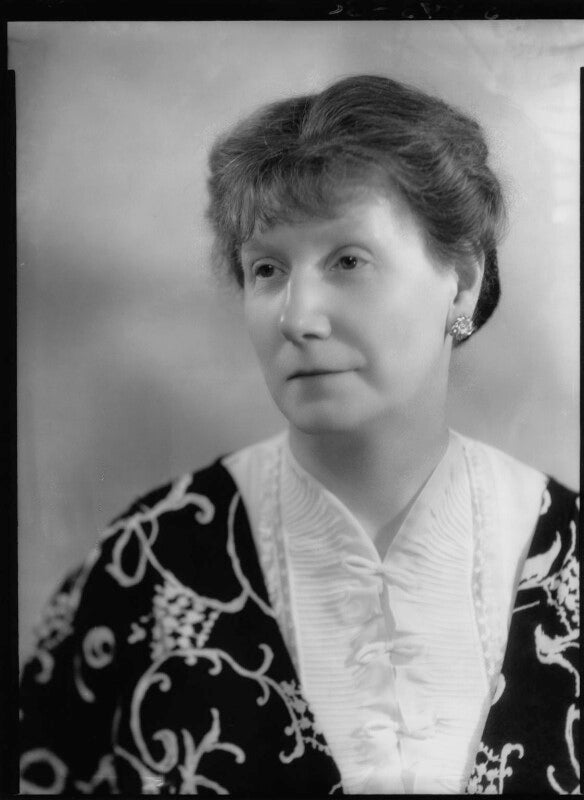 Marjorie bowen (mrs gabrielle margaret vere long) npg x27021