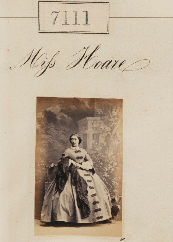 Miss hoare npg ax57027