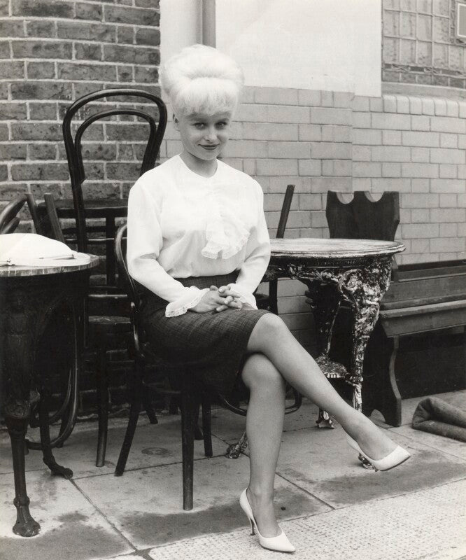 Barbara windsor npg x22194