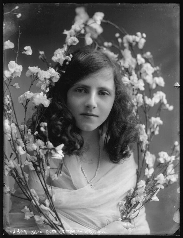 Ella julie neumann npg x103328