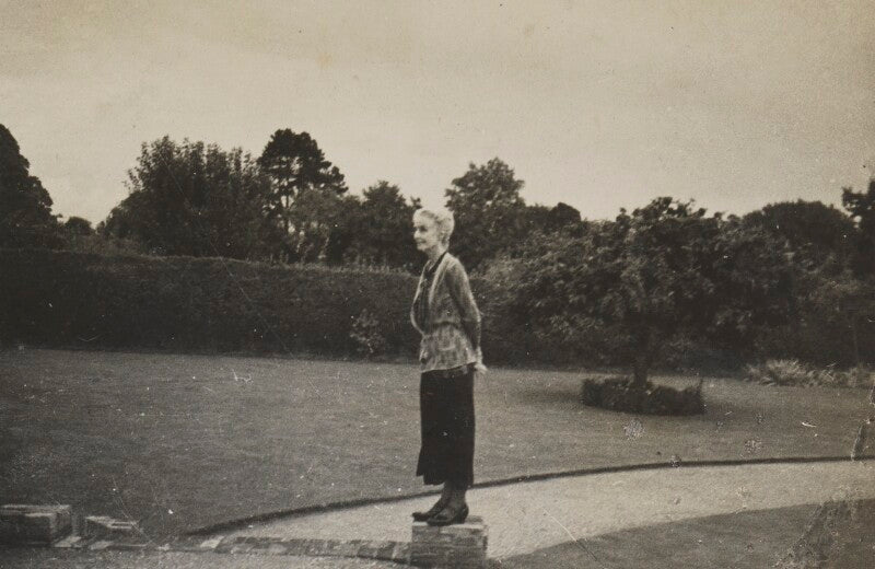 Beatrice webb npg p1292(56)